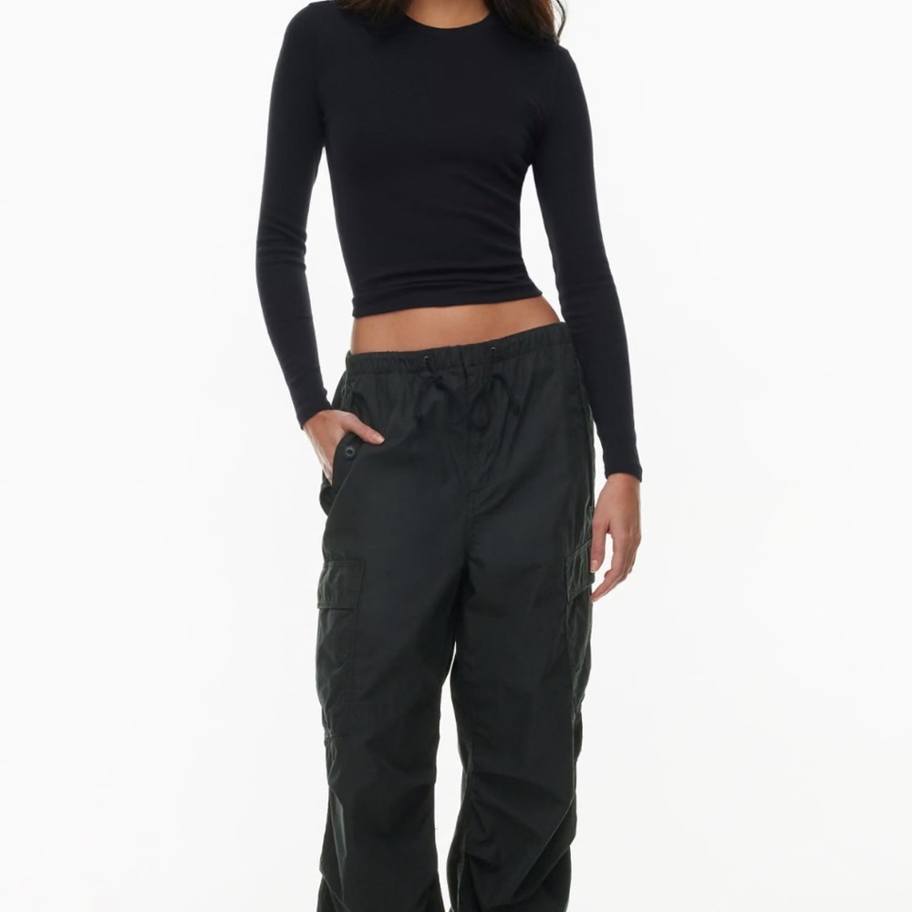 NWT Aritzia TNA Squad Pocket Pant - Black / Noir